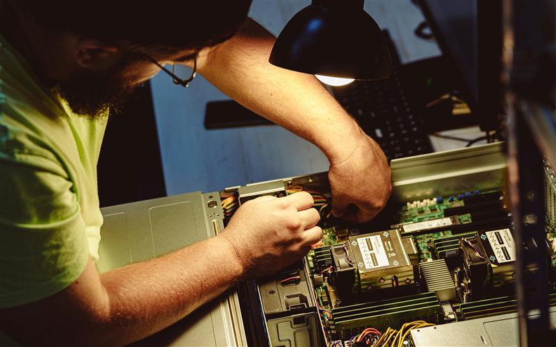 Desktop hardware repair and maintenance — Driram Group